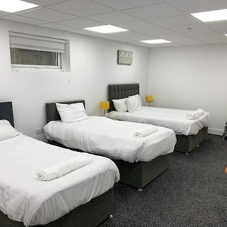 Huge Studio Close To City Centre With Free Secure Parking 리즈 외부 사진